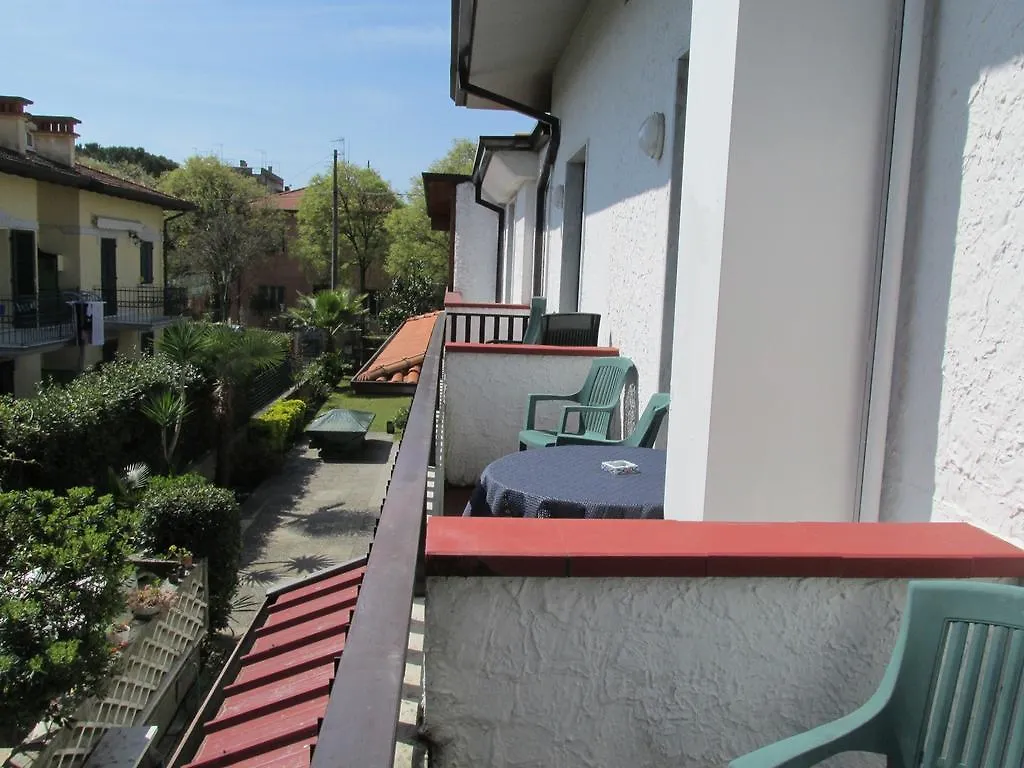 Hotel Roby Marina di Massa